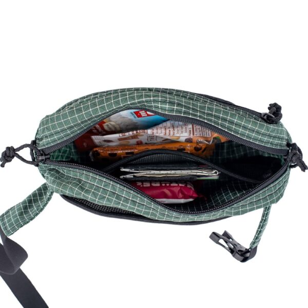 ULA Robic Spare Tire Waist Pack: Showing Inner Compartment