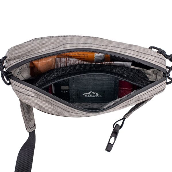 ULA Ultra Spare Tire Waist Pack: Showing Inner Compartment